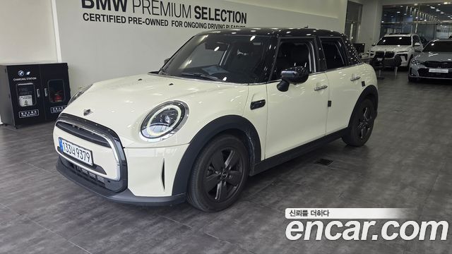Mini Cooper 2023 — photo 2
