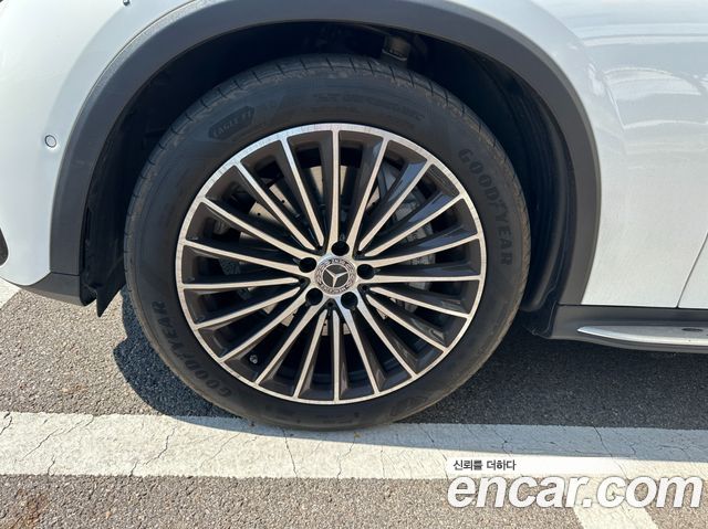 Mercedes-Benz GLC-Class 2024 — photo 5
