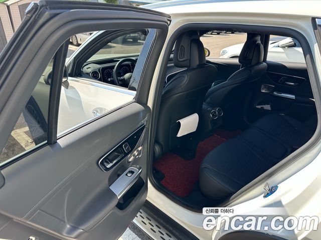 Mercedes-Benz GLC-Class 2024 — photo 12