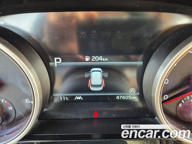 Kia Canival 2023 — photo 11