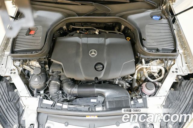 Mercedes-Benz GLC-Class 2017 — photo 6