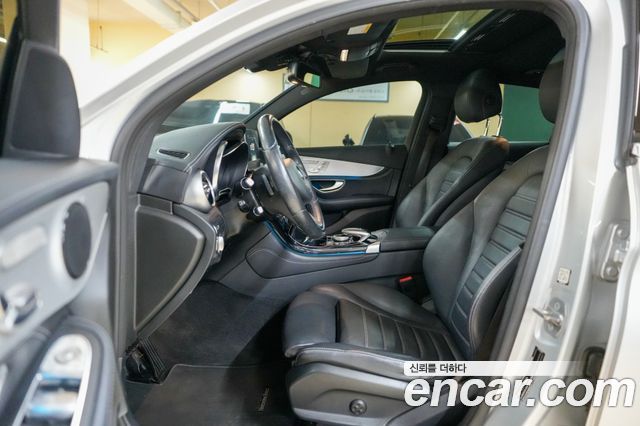 Mercedes-Benz GLC-Class 2017 — photo 10