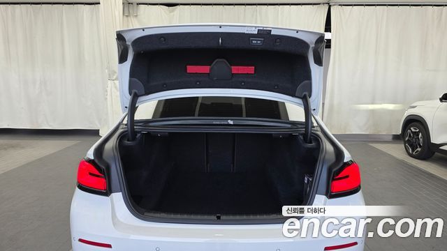 BMW 5-Series 2021 — photo 20