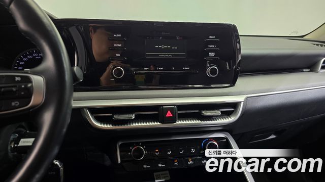 Kia K5 2023 — photo 19