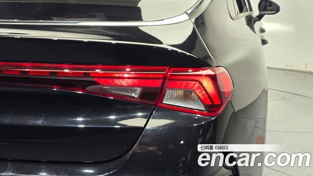 Kia K5 2023 — photo 9