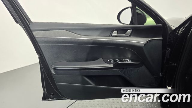 Kia K5 2023 — photo 14