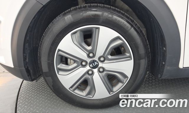 Kia Niro 2019 — photo 5