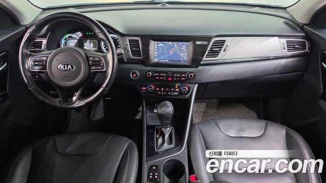 Kia Niro 2019 — photo 10