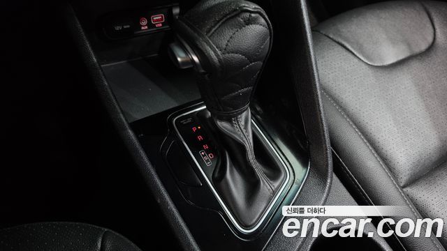 Kia Niro 2019 — photo 12