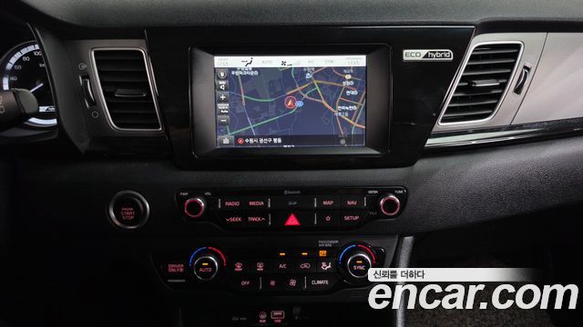 Kia Niro 2019 — photo 20
