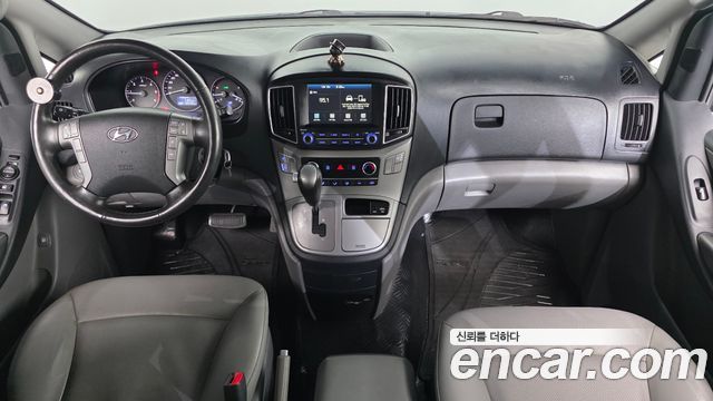 Hyundai Starex 2021 — photo 7