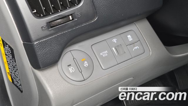 Hyundai Starex 2021 — photo 16