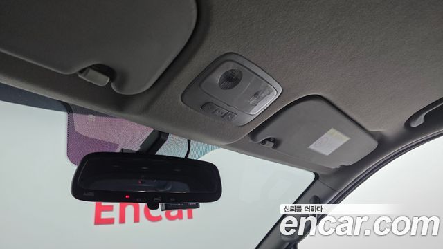Hyundai Starex 2021 — photo 19