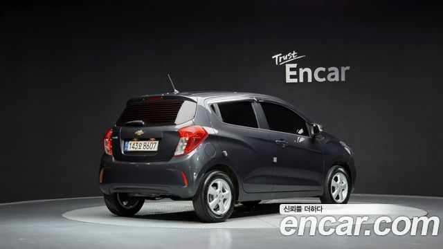 Chevrolet Korea Spark 2022 — photo 2