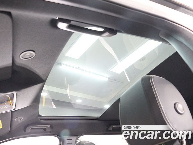 Land Rover Discovery Sport 2025 — photo 11