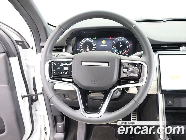 Land Rover Discovery Sport 2025 — photo 13