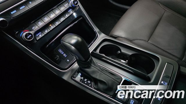 Hyundai Grandeur 2019 — photo 12