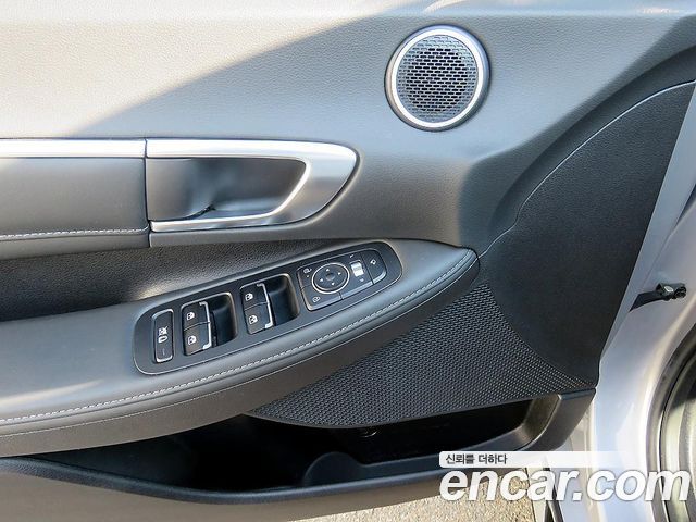Hyundai Sonata 2025 — photo 13