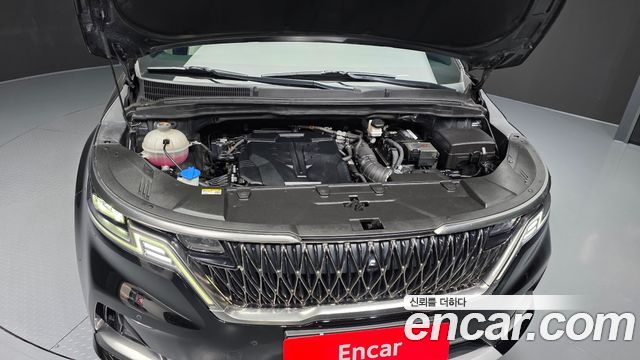Kia Canival 2023 — photo 6