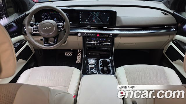 Kia Canival 2023 — photo 10