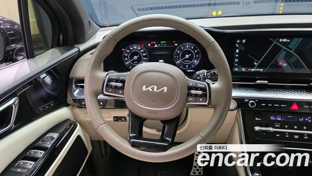 Kia Canival 2023 — photo 19