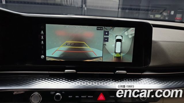 Kia Canival 2023 — photo 21