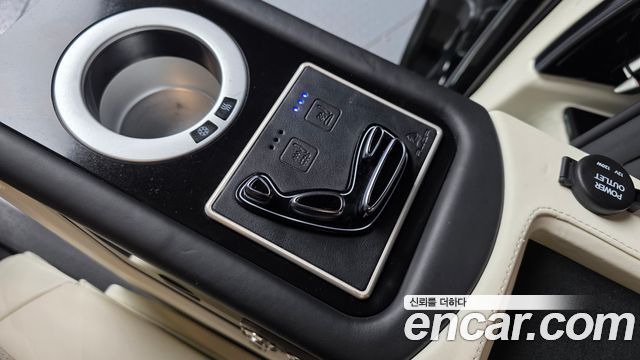 Kia Canival 2023 — photo 24