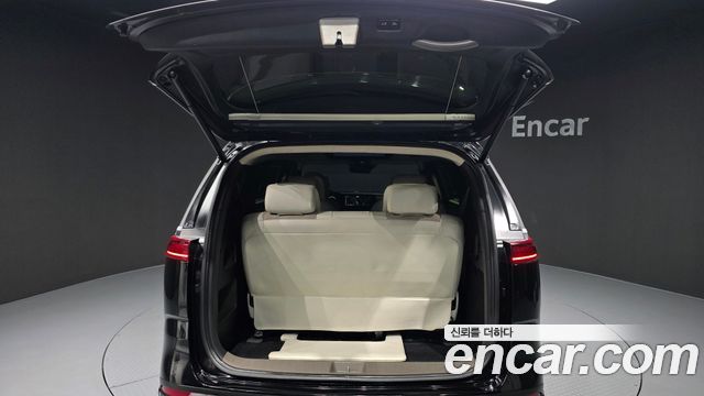 Kia Canival 2023 — photo 26