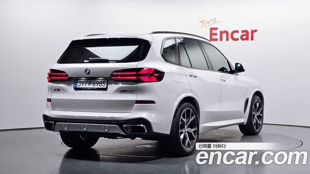 BMW X5 2026 — photo 2