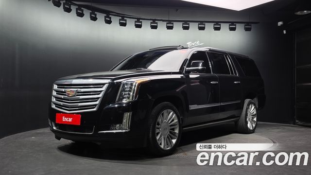 Cadillac Escalade 2017 — photo 1