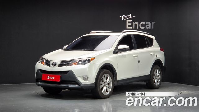 Toyota RAV4 2015 — photo 1