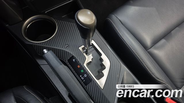 Toyota RAV4 2015 — photo 12