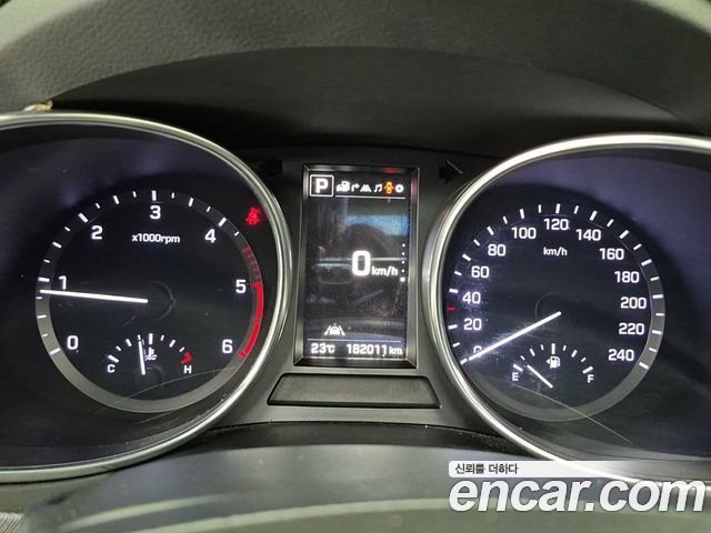 Hyundai Santafe 2016 — photo 7