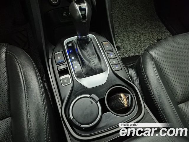 Hyundai Santafe 2016 — photo 8