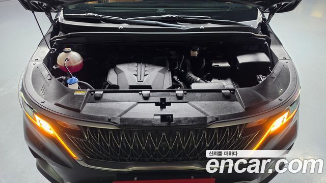 Kia Canival 2022 — photo 6