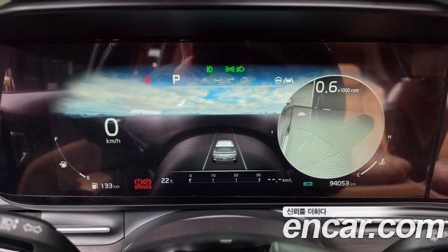 Kia Canival 2022 — photo 11