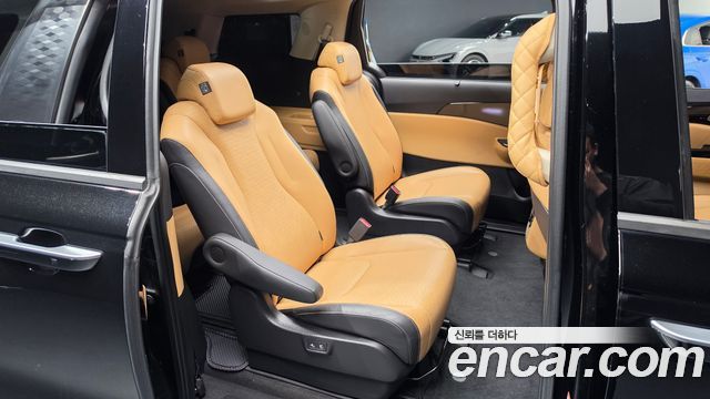 Kia Canival 2022 — photo 18