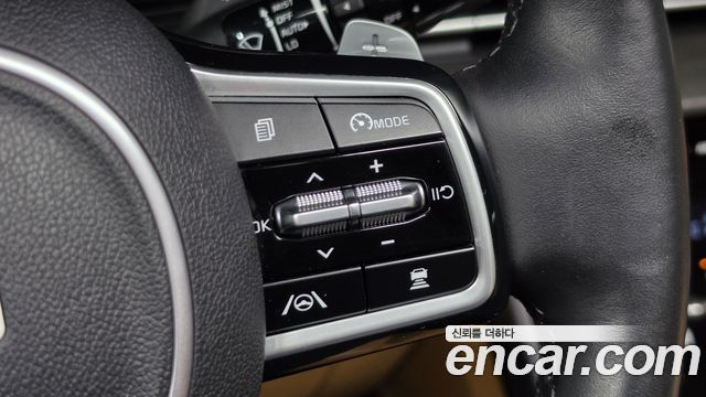 Kia Canival 2022 — photo 20