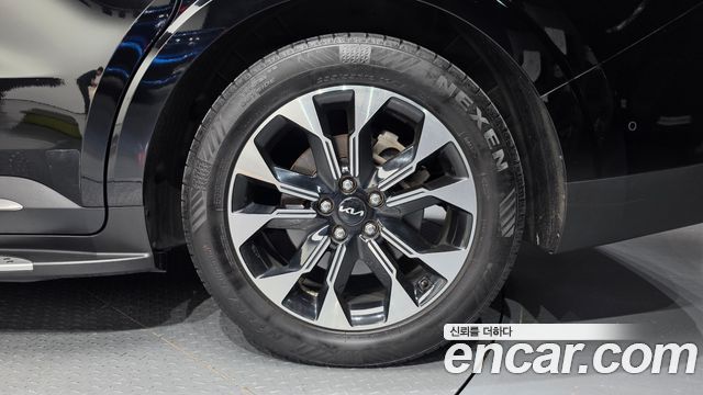 Kia Canival 2022 — photo 7