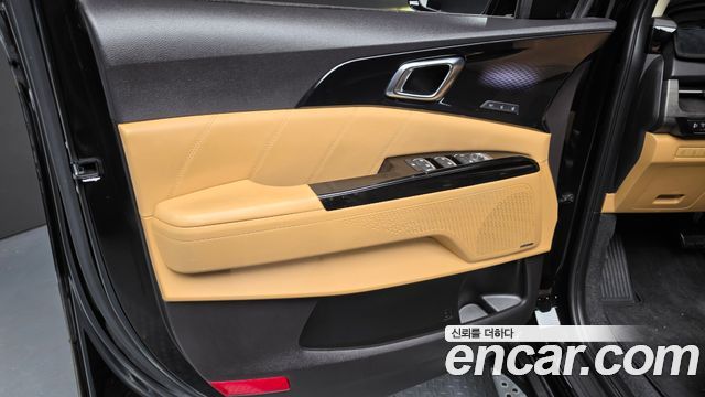 Kia Canival 2022 — photo 14