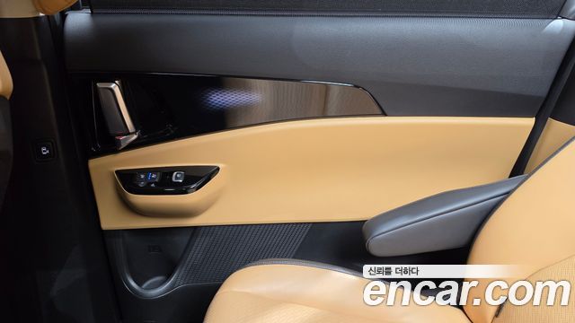 Kia Canival 2022 — photo 15