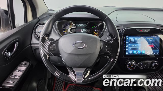 Renault Korea QM3 2015 — photo 20