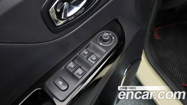 Renault Korea QM3 2015 — photo 26