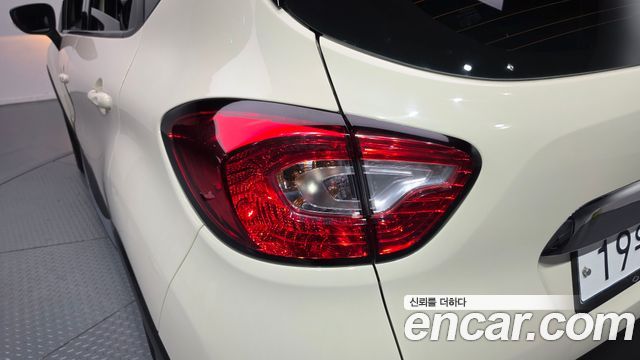 Renault Korea QM3 2015 — photo 9