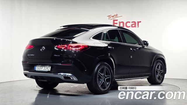 Mercedes-Benz GLE-Class 2021 — photo 2