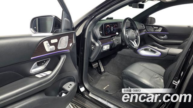 Mercedes-Benz GLE-Class 2021 — photo 13