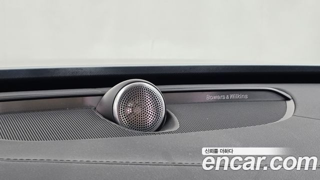 Volvo XC90 2022 — photo 33