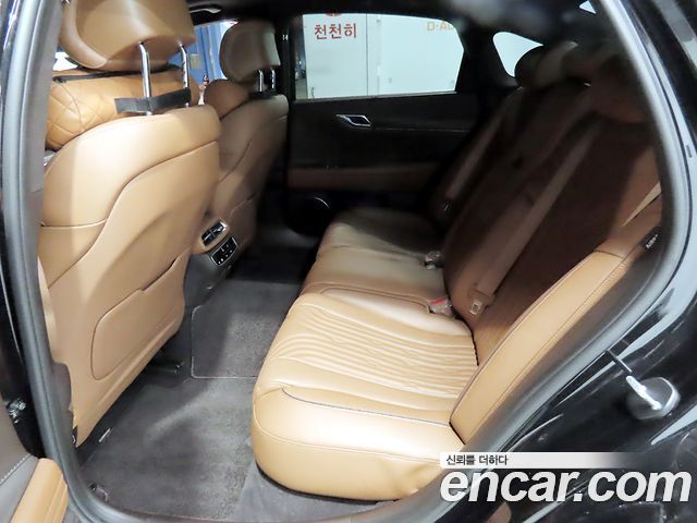 Genesis G80 2022 — photo 11