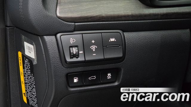 Kia K7 2020 — photo 23