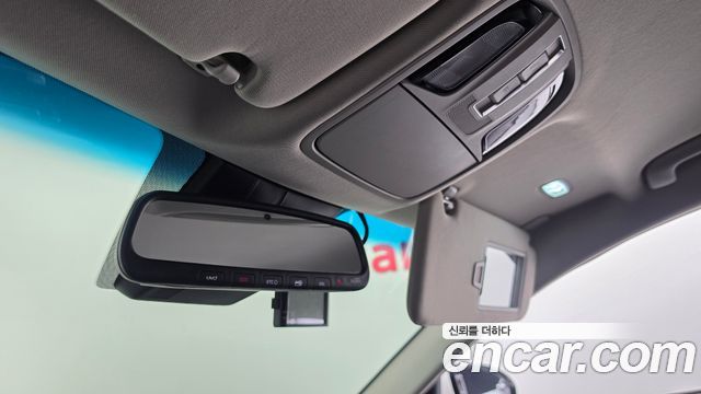 Kia K7 2020 — photo 31